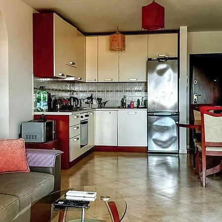 Apartment Awesome In *